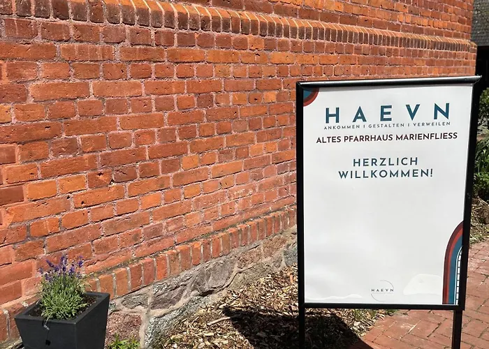 Haevn Altes Pfarrhaus Marienfliess Aparthotel